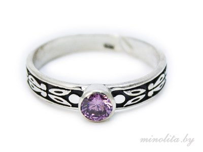 Серебряное кольцо с розовым камнем 