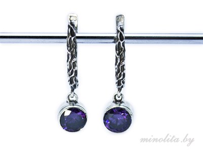 Серебряные серьги  висячие с фиолетовым камнем