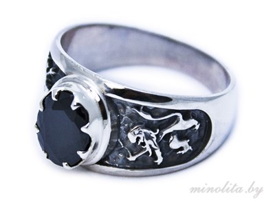 перстень с черным камнем